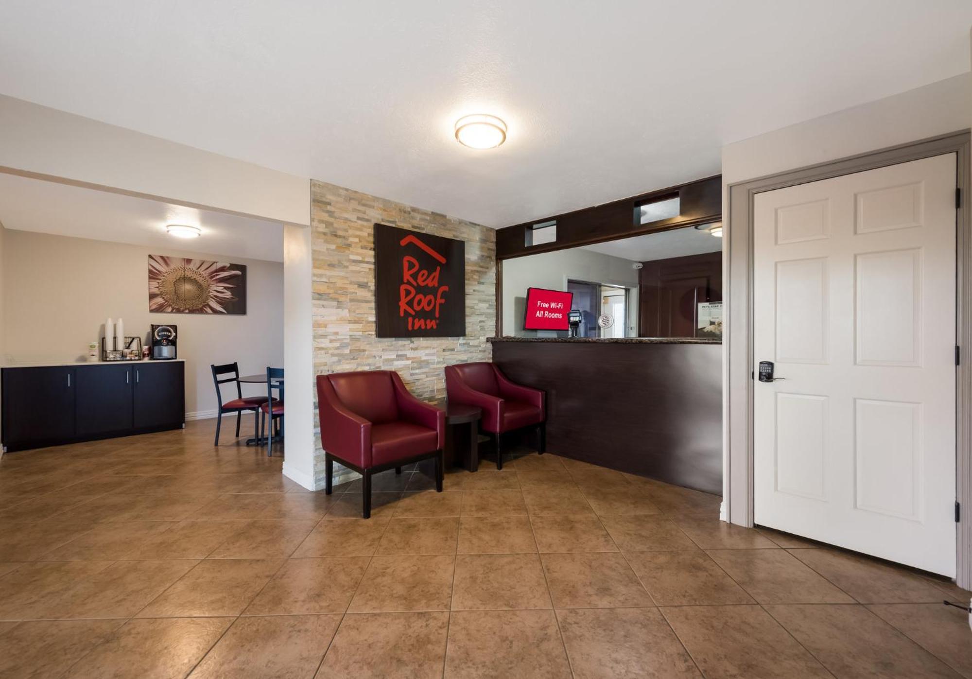 Red Roof Inn Madisonville Exterior photo